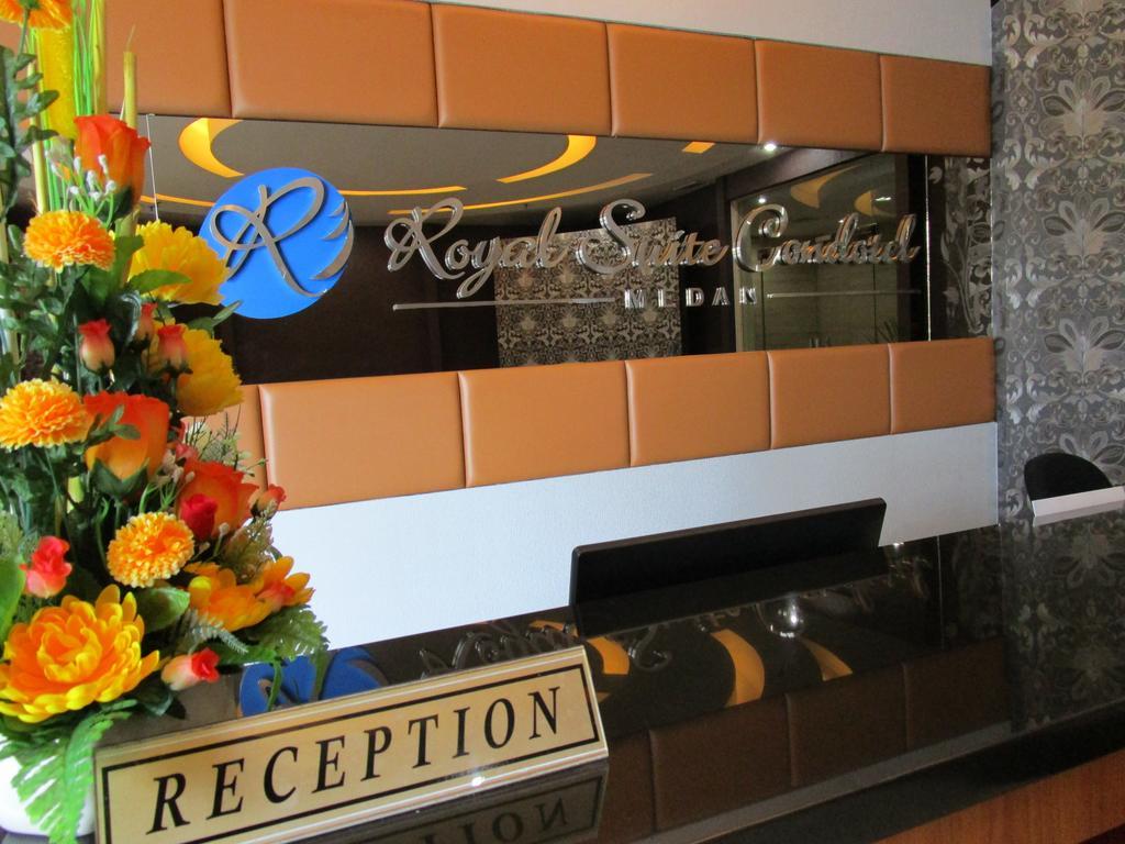 Royal Suite Condotel Medan Buitenkant foto