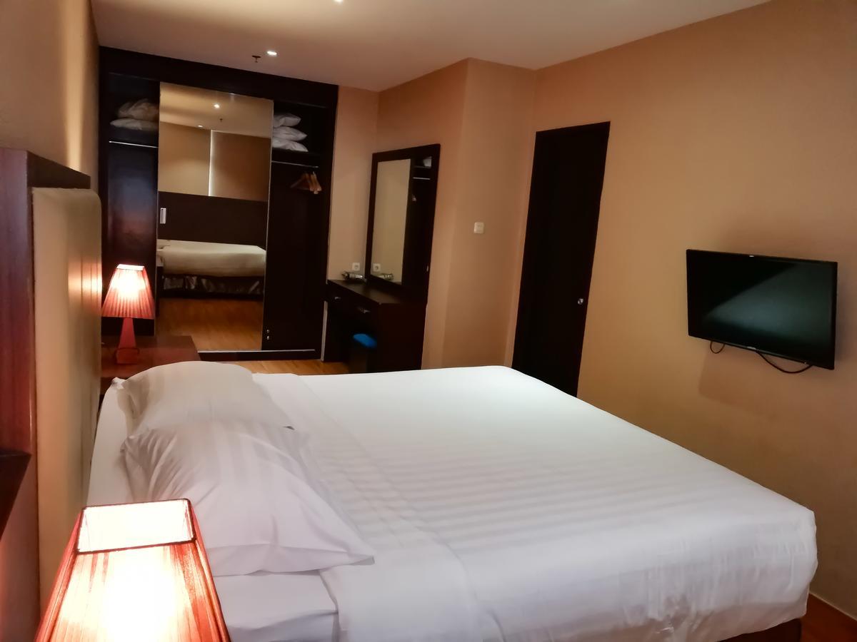 Royal Suite Condotel Medan Buitenkant foto