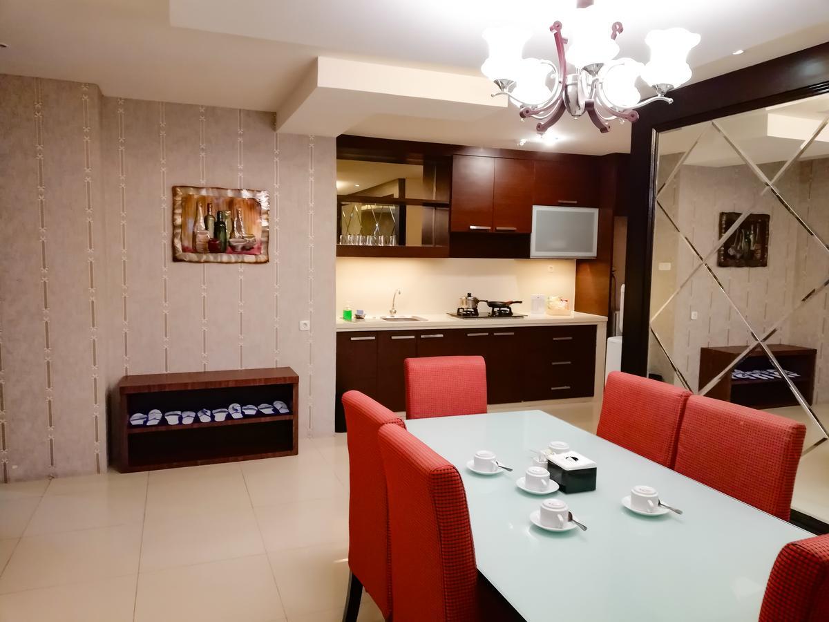 Royal Suite Condotel Medan Buitenkant foto