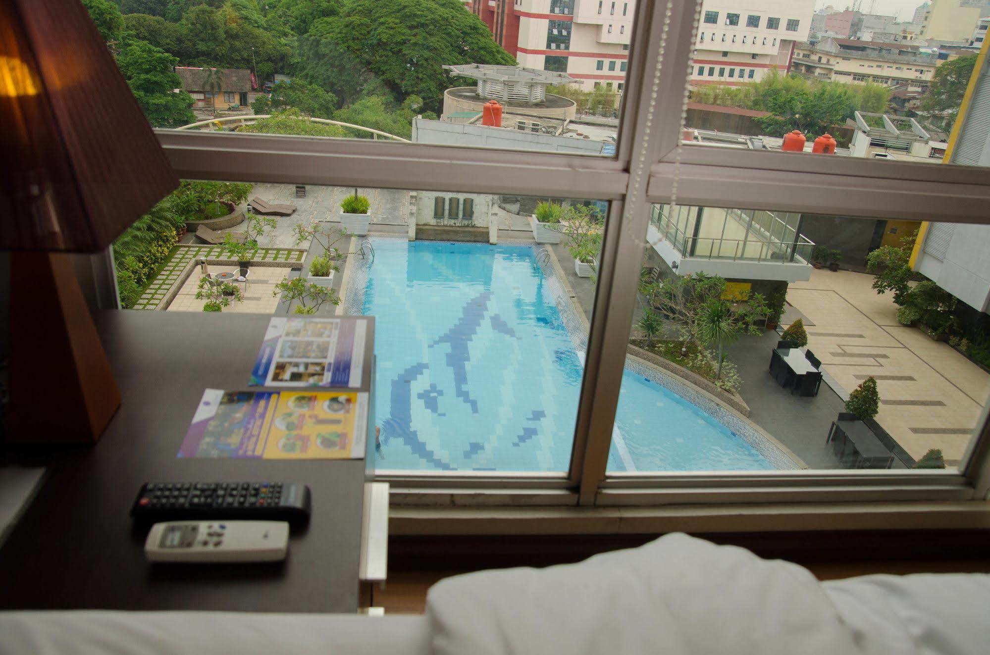 Royal Suite Condotel Medan Buitenkant foto