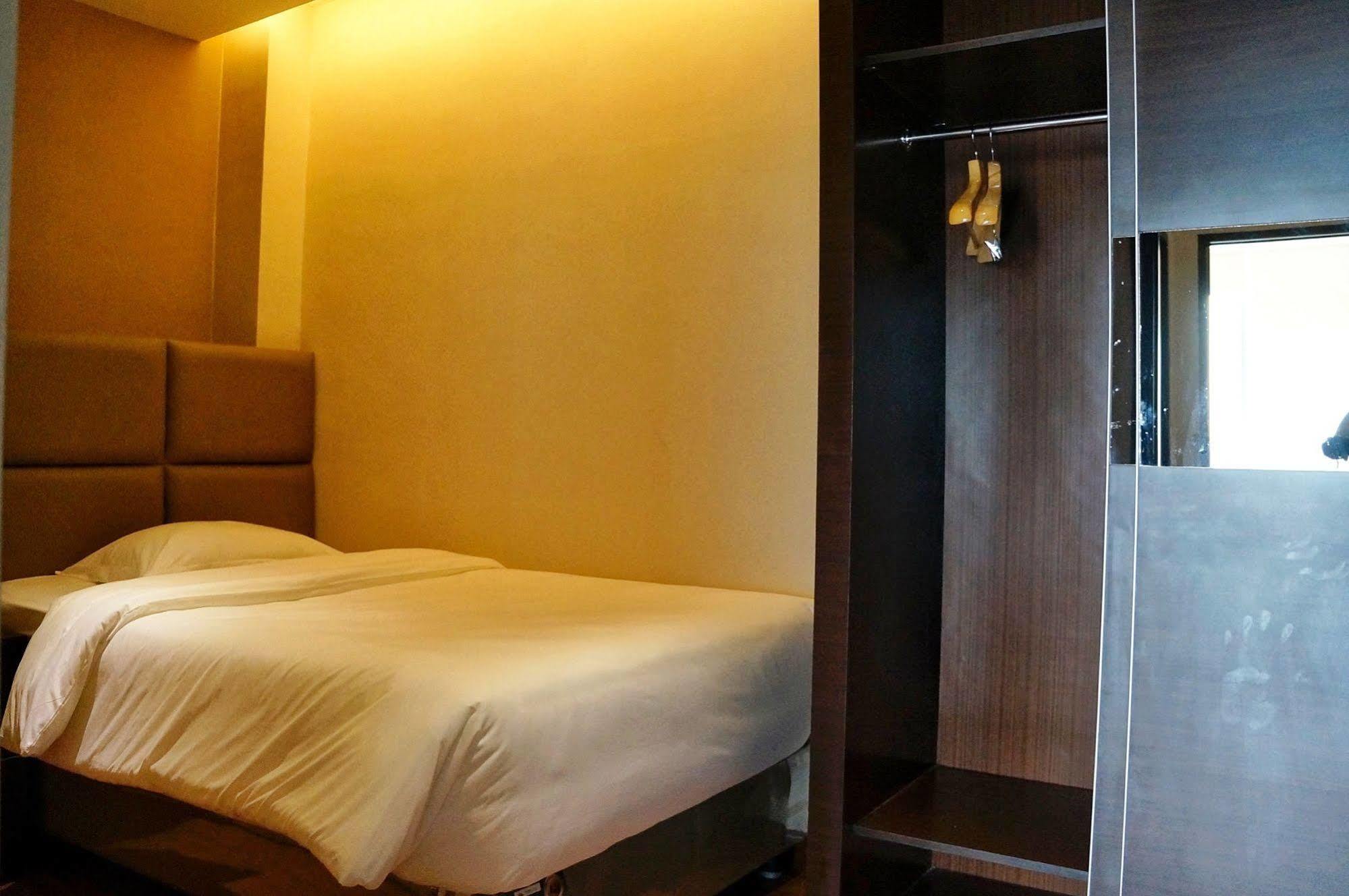 Royal Suite Condotel Medan Buitenkant foto